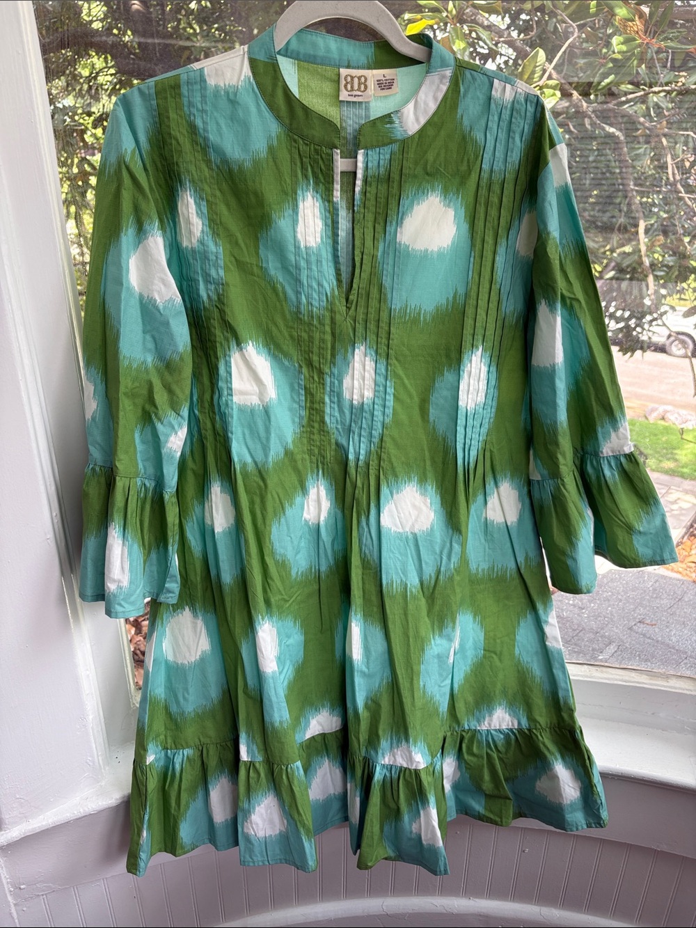 Boo gemes-flutter sleeve cotton dress-Size Large